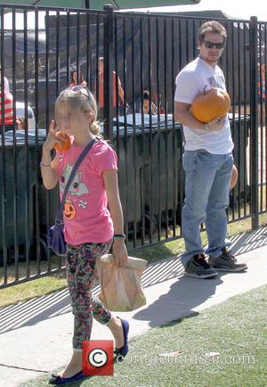 Mark Wahlberg and Ella Rae Wahlberg - Mark Wahlberg takes his family to Mr. Bones Pumpkin Patch in West Hollywood...