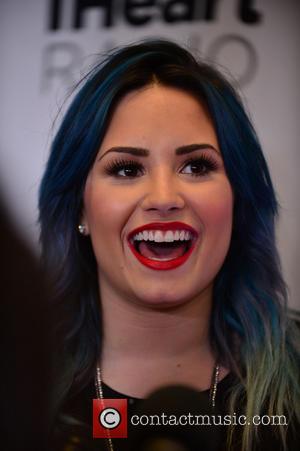 Demi Lovato - Y100s Jingle Ball 2013 Presented by Jam...