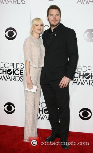 Chris Pratt and Anna Faris - Peoples Choice Awards 2014 Arrivals held at Nokia Theatre L.A. Live, 777 Chick Hearn...