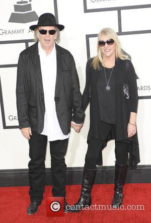 Neil & Pegi Young Separate After 36 Years - Divorce Papers Filed