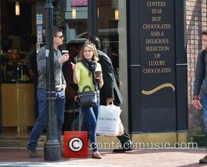 Brian O'Driscoll & Amy Huberman - Brian O'Driscoll and wife Amy Huberman stop off for a hug and a coffee...