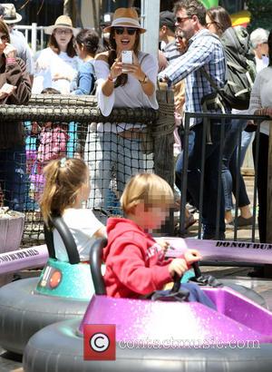 Alessandra Ambrosio - Alessandra Ambrosio and family spend the day on the rides at oceanfront amusement park, Pacific Park on...