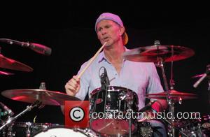 Chad Smith - 2014 MusiCares MAP Fund Benefit Concert - Arrivals - Los Angeles, California, United States - Monday 12th...