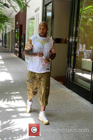 Flo Rida - Flo Rida spotted at Bal Harbour Shops - Miami, Florida, United States - Friday 13th June 2014