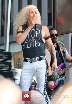 Twisted Sister Dee Snider I M The Mystery Man Behind Celine S Christmas Hit Contactmusic Com