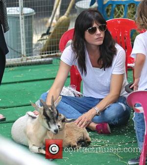 Selma Blair - Selma Blair and her son Arthur at the Studio City Farmers Market in Los Angeles - Studio...