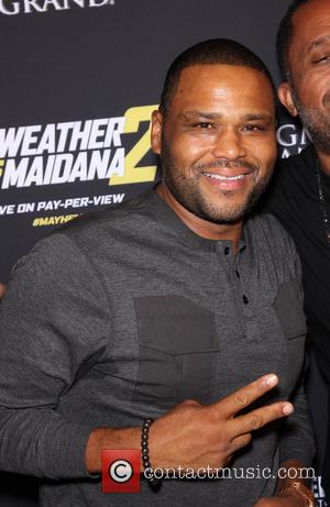 Anthony Anderson - Mayhem: Mayweather V. Maidana 2 VIP Pre-Fight...