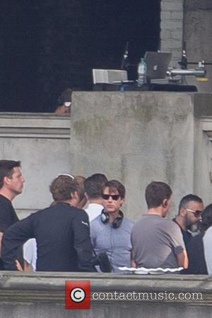 Tom Cruise Performs Ridiculous Aircraft Stunt for 'Mission Impossible 5'