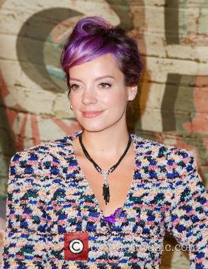 Lily Allen Signs Up With New Managers