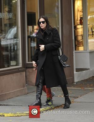 Liv Tyler - A pregnant Liv Tyler walking her son, Milo to school in Manhattan at Manhattan - New York...