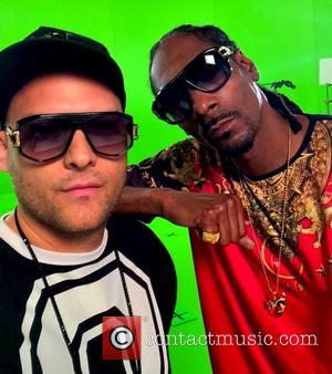 Tomi, Snoop Lion and Snoop Dogg - Photographs from the making of Tomi's 'Say Say Say' music video shoot which...