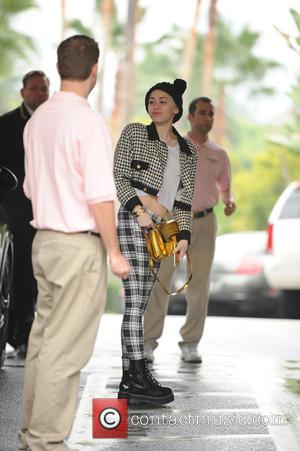 Miley Cyrus, Beverly Hills Hotel