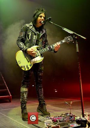 Tommy Henriksen - Shots of rock legend Alice Cooper as he performed live on stage at Hard Rock Live in...