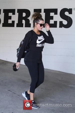 Khloe Kardashian - Khloe Kardashian works out - Beverly Hills, California, United States - Wednesday 25th February 2015