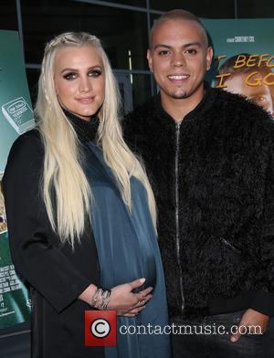 Ashlee Simpson & Evan Ross Welcome A Baby Girl