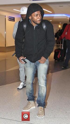 Kendrick Lamar - Hip-hop artist Kendrick Lamar leaves Los Angeles International Airport (LAX) - Los Angeles, California, United States -...