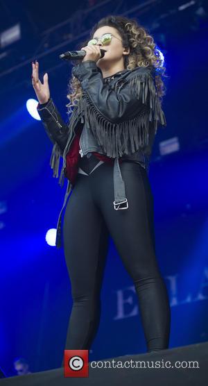 Ella Eyre