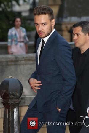 Liam Payne Officially Begins Solo Career As He Signs Record Deal 