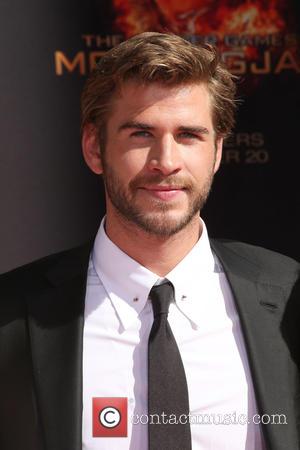 Liam Hemsworth Angered By Jennifer Lawrence Photo Leak