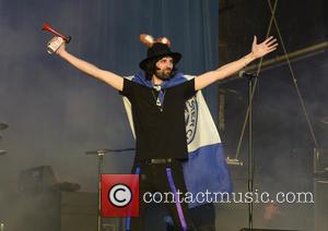 Kasabian Launch Live One-Take Video For 'Are You Looking For Action'