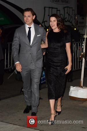 Jj Feild and Neve Campbell