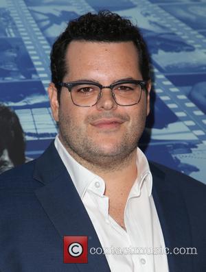 Josh Gad