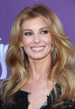 I Hate Myself For Loving You: Faith Hill Leaves Sunday Night Football