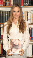 Alicia Silverstone Calls For End To Animal Testing For Cosmetics