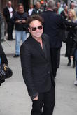 Johnny Galecki Quits Smoking After 25 Years