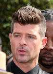 Robin Thicke's Representative Dismisses Engagement Rumours