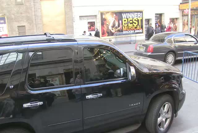 Katie Holmes Snapped Outside NY Theater Arriving For 'Dead Accounts' Show