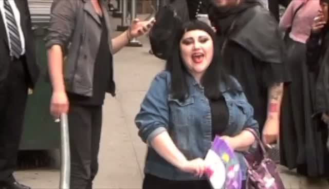 Beth Ditto Makes Crude Joke With Photographers